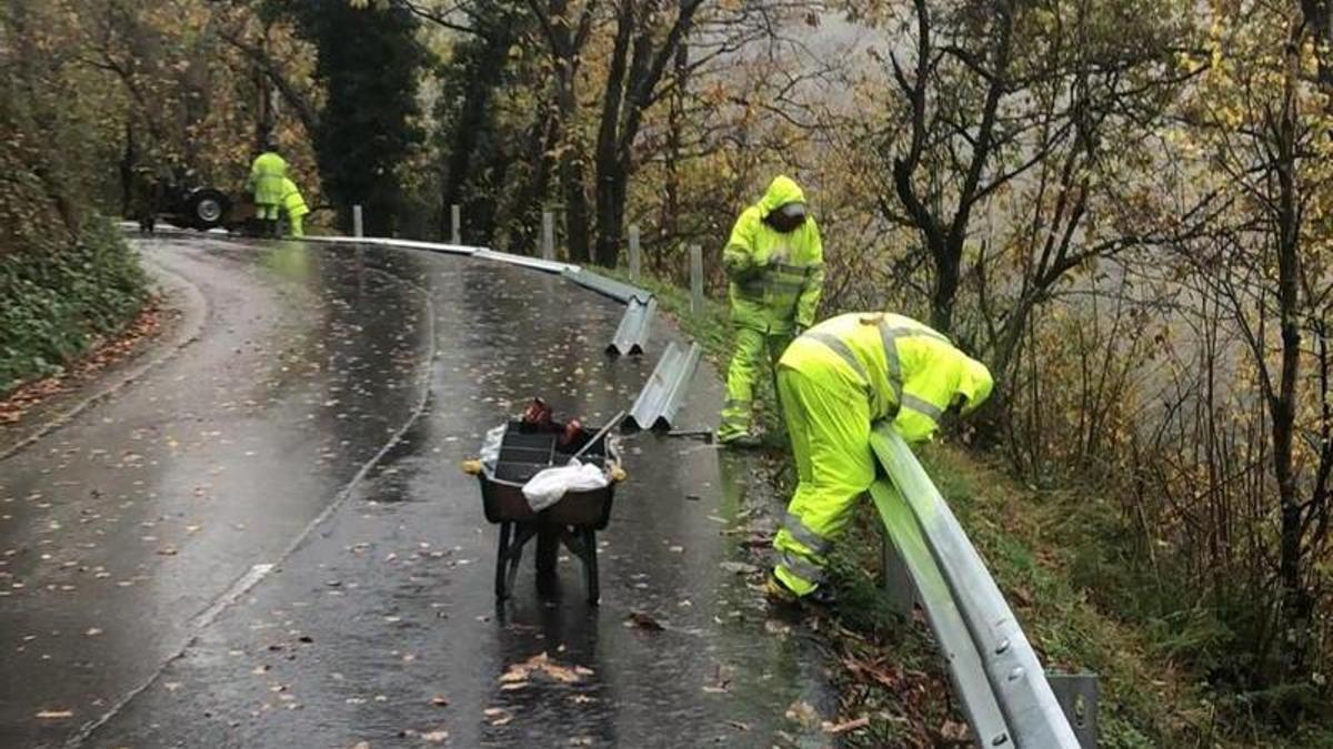 Los trabajos en la carretera LV-6.
