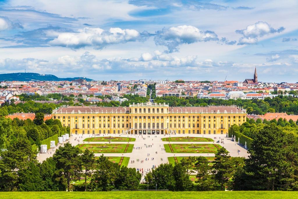  Schönbrunn