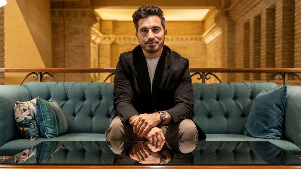 El autor superventas Javier Castillo: «No tiene sentido estar vendiendo más que Dan Brown o Pérez-Reverte»