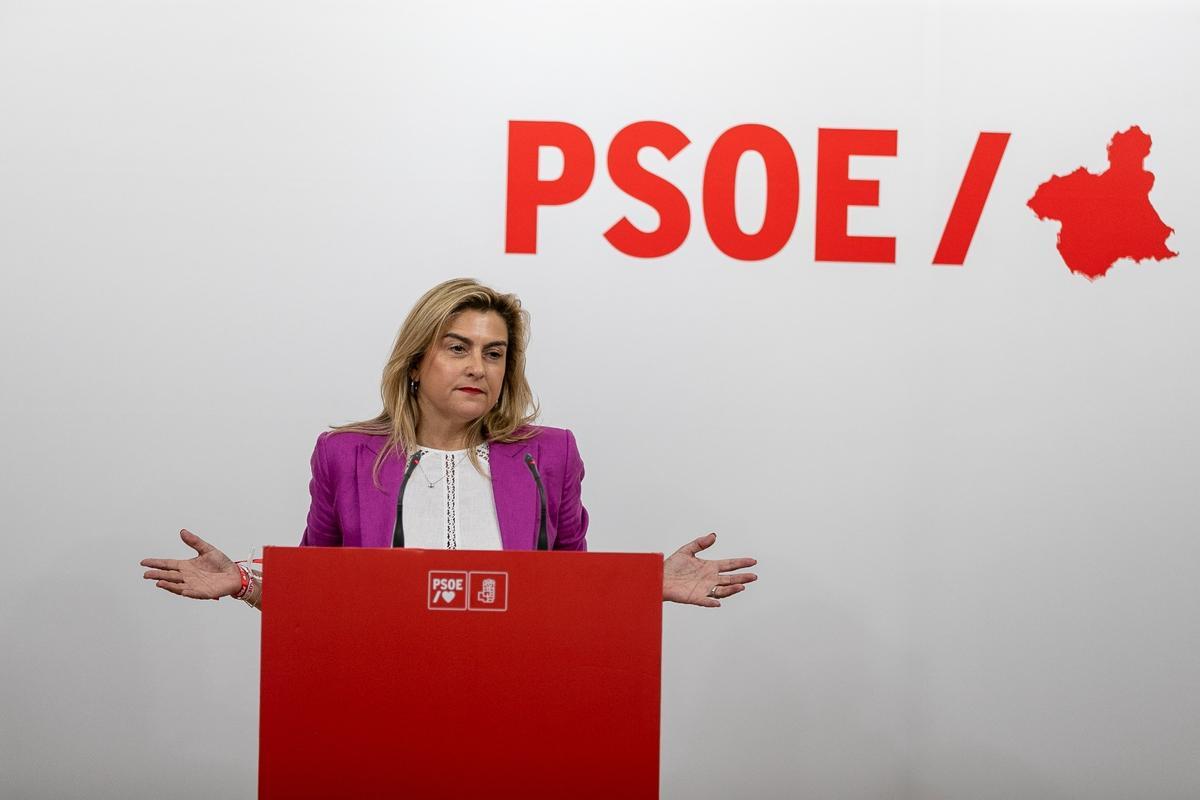Carmina Fernández, en la sede el PSOE.