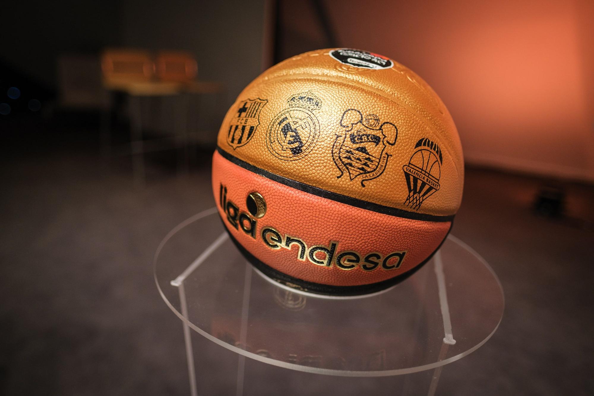 Presentación de la Supercopa de baloncesto en Tenerife