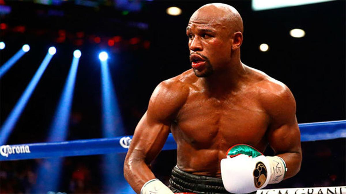 Floyd Mayweather en un combate de boxeo