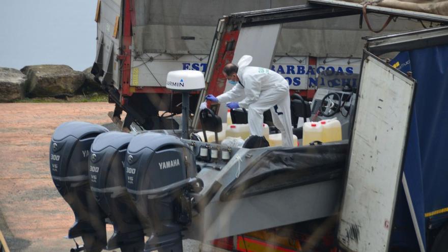 Ocho mil litros de combustible para afrontar “una larga travesía”