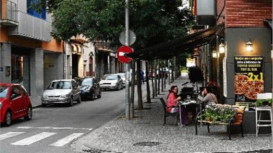 El carrer Figuerola, amb una gran densitat de bars, discoteques i restaurants, ha estat objecte d&#039;estudi.
