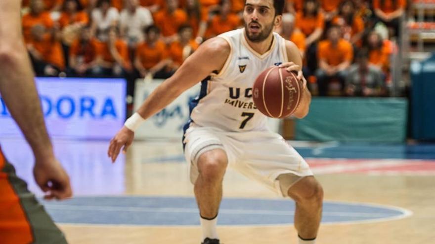 Facundo Campazzo, embajador del UCAM en la gala del play off