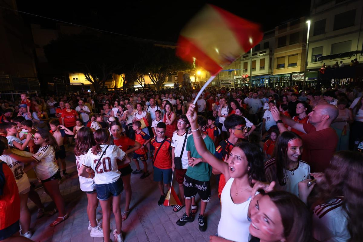 Foios celebra la victoria de España en el mundial.