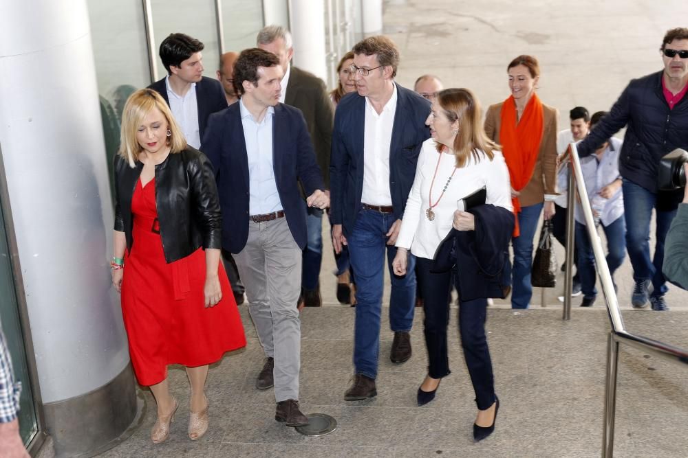 El presidente del Partido Popular lidera un acto en el Auditorio Mar de Vigo en el que estuvo arropado por Alberto Núñez Feijóo, Alfonso Rueda, Ana Pastor o Elena Muñoz.