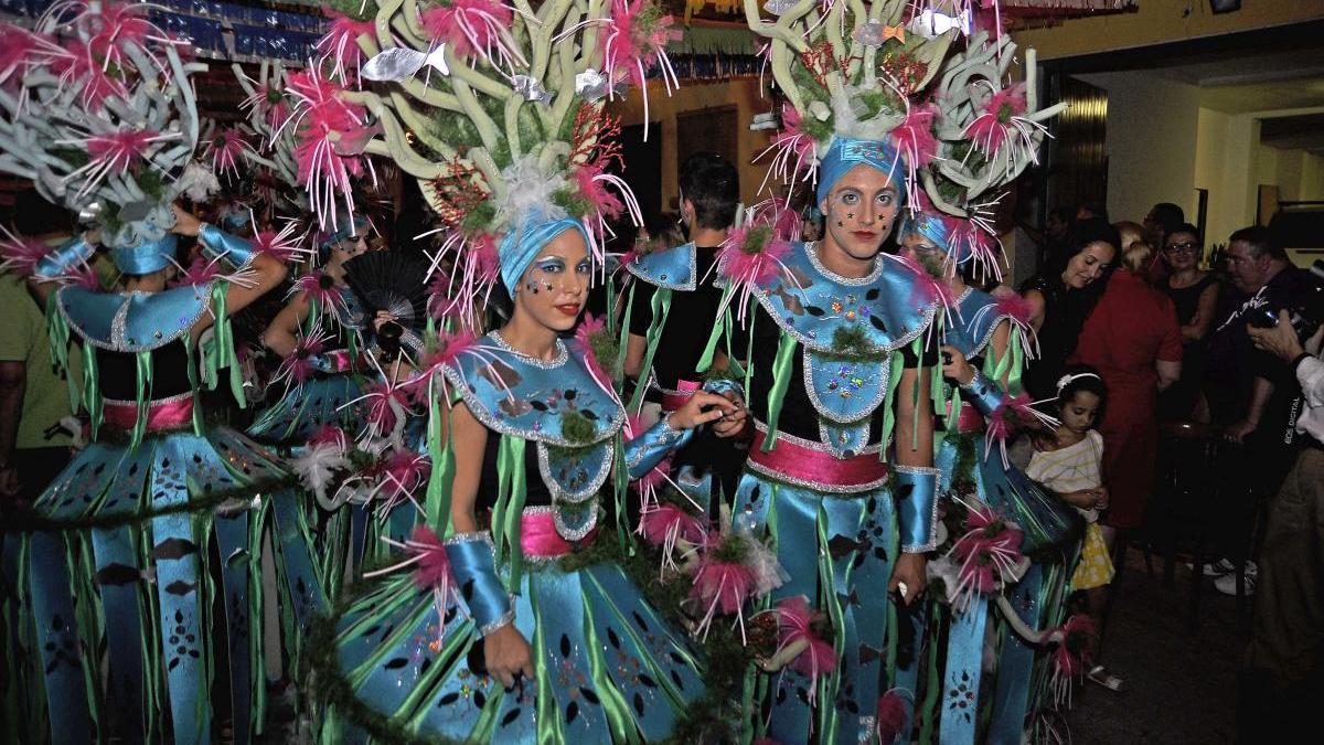 Las típicas danzas de Guadassuar.