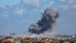 Al menos 80 civiles muertos, la mayoría mujeres y niños, en una ola de ataques aéreos israelíes en Gaza