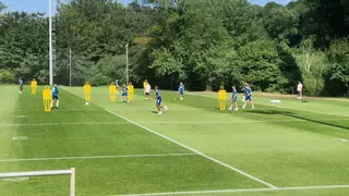 Hassan no se entrena con el Oviedo a 8 días del debut liguero: así está el extremo francés