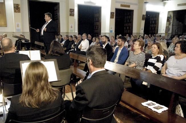 HOMENAJE A MARA GONZALEZ EN LA PLAZA DEL PILAR