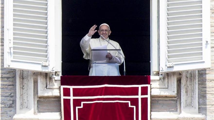 El papa Francisco hará cardenales a dos españoles y a 12 prelados más