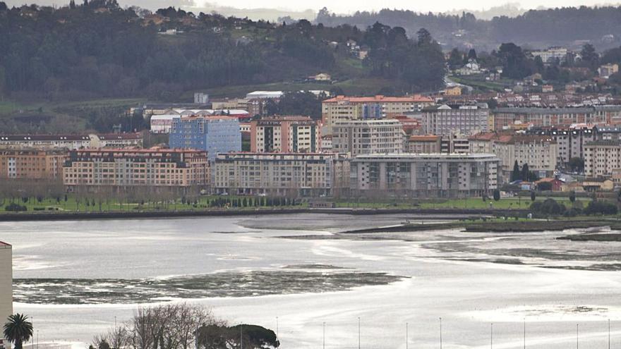 El contrato del dragado de la ría, sin formalizar a tres meses del inicio previsto de las obras