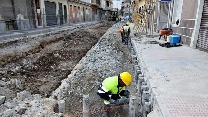 La calle Salitre de Callosa se reabrirá el 2 de febrero tras su cierre durante tres años