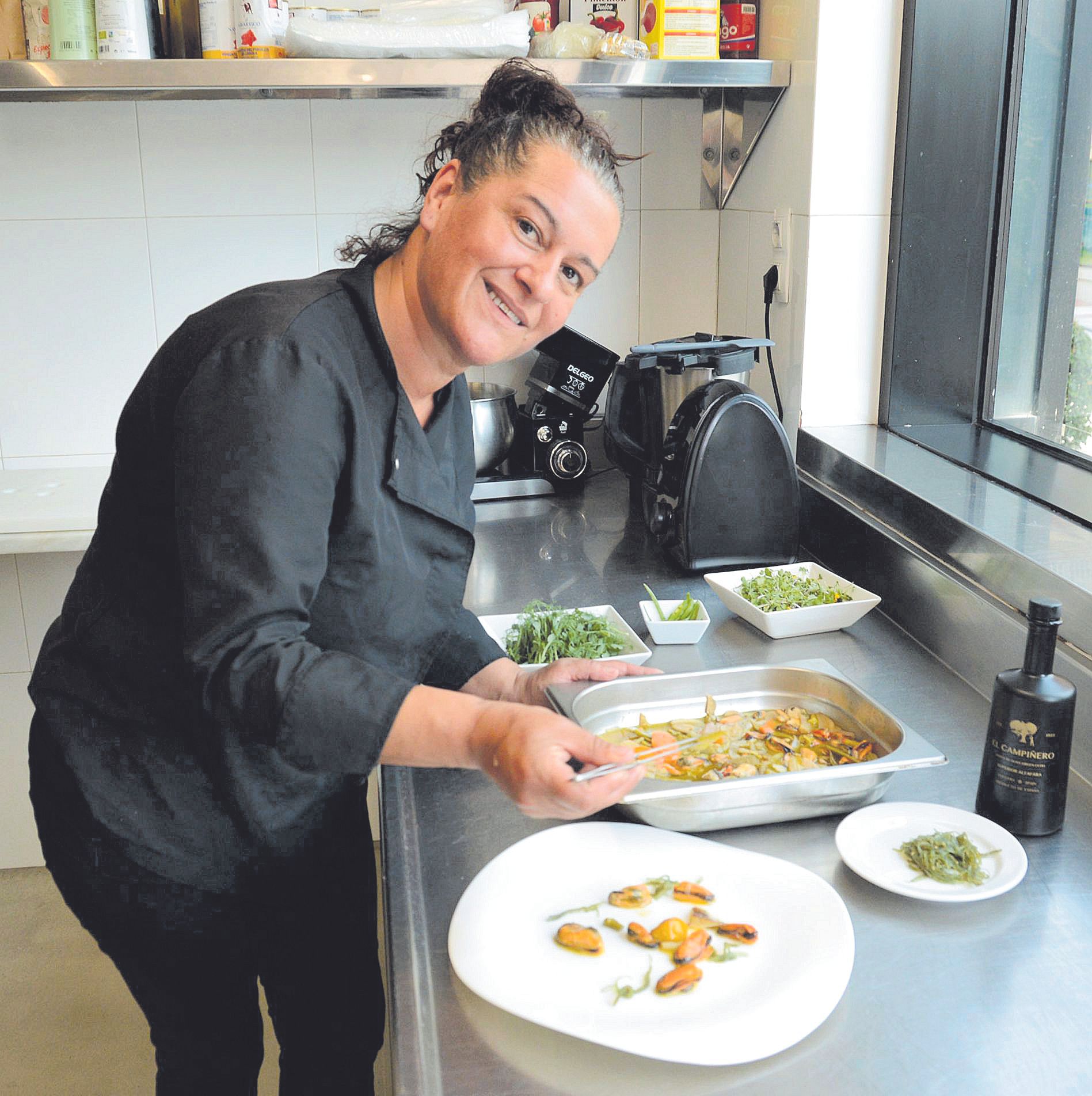 Carla Álvarez, jefa de cocina de Matices de Carla Álvarez, del Hotel Bienestar de Moaña.