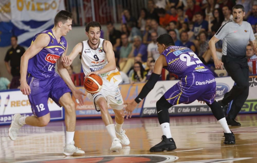 Partido del play-off de ascenso a ACB entre el Palencia y el Oviedo Baloncesto