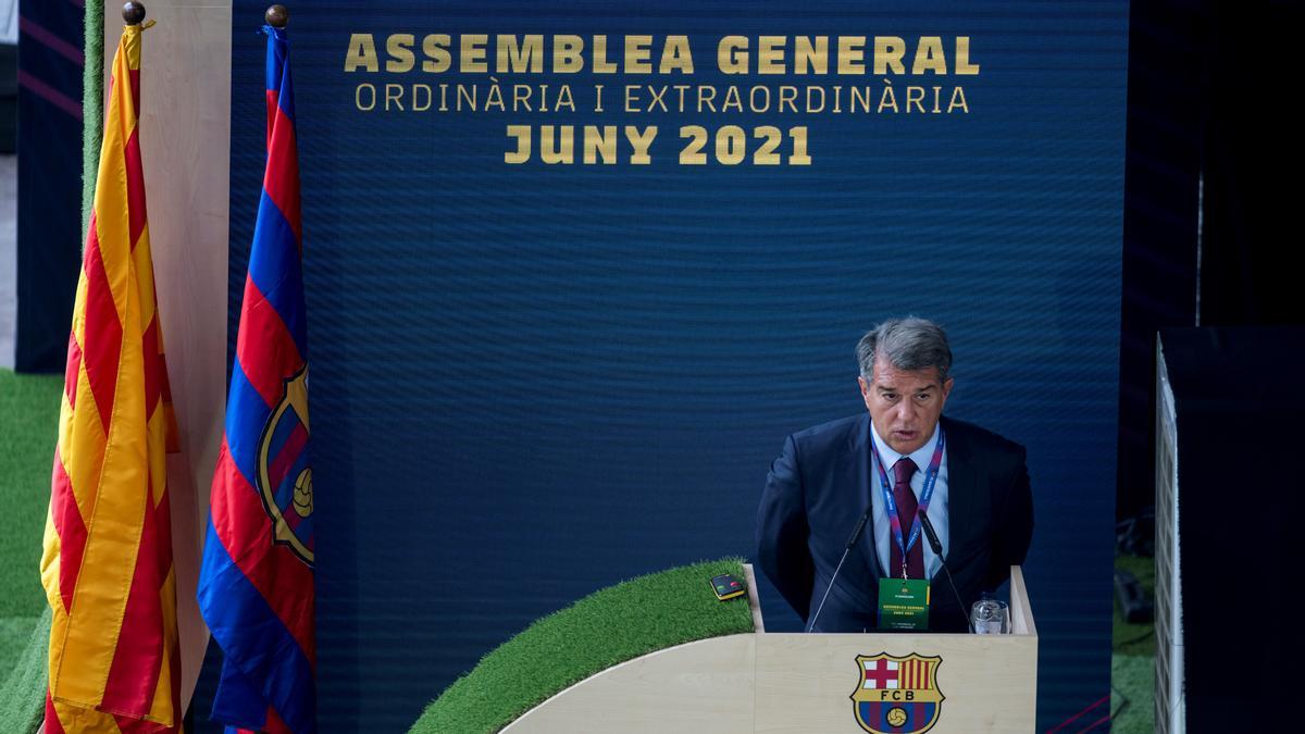 Laporta afronta una assemblea crucial