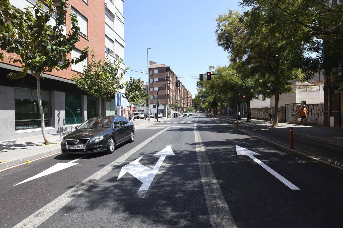 La calle Pintor Pedro Flores vuelve a ser de doble sentido
