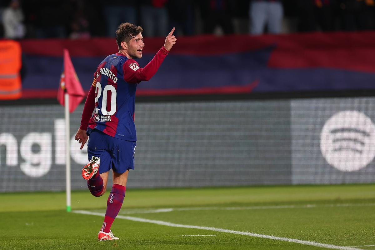 L'FC Barcelona sta preparando un omaggio al capitano del Barça Sergi Roberto dopo aver annunciato il suo addio al club. 