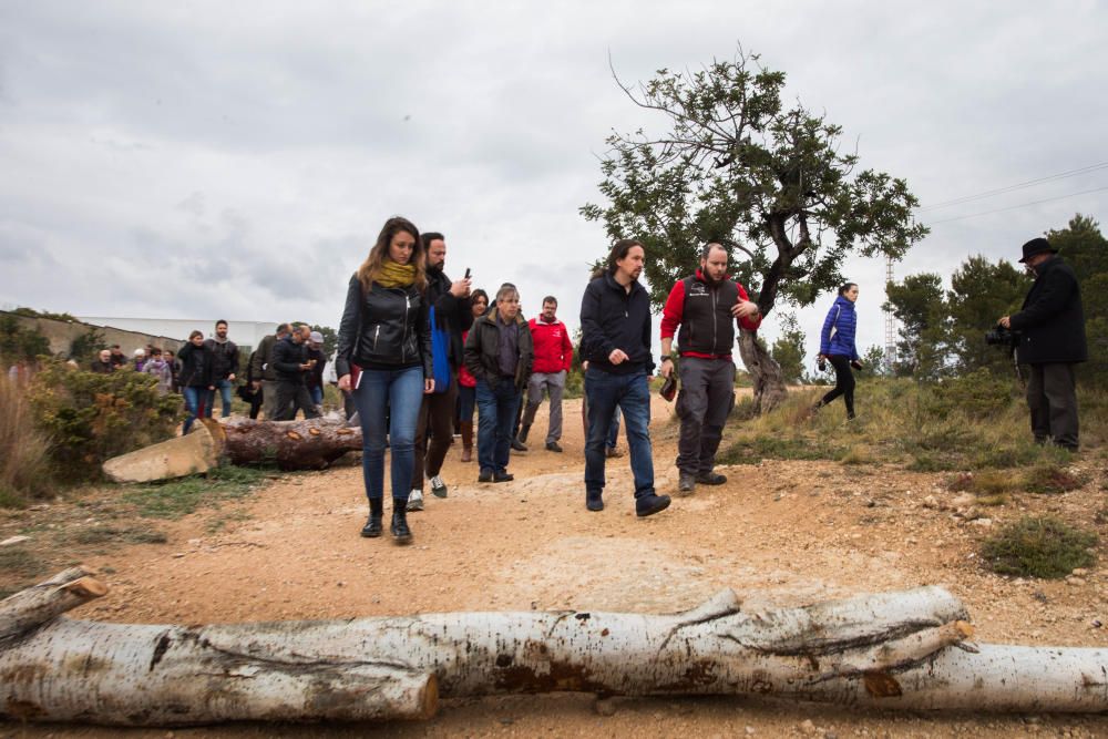 Visita de Pablo Iglesias al paredón de España de Paterna