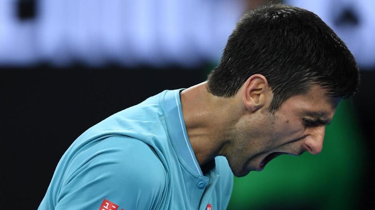 Novak Djokovic inició la conquista de su séptimo título en Melbourne Park