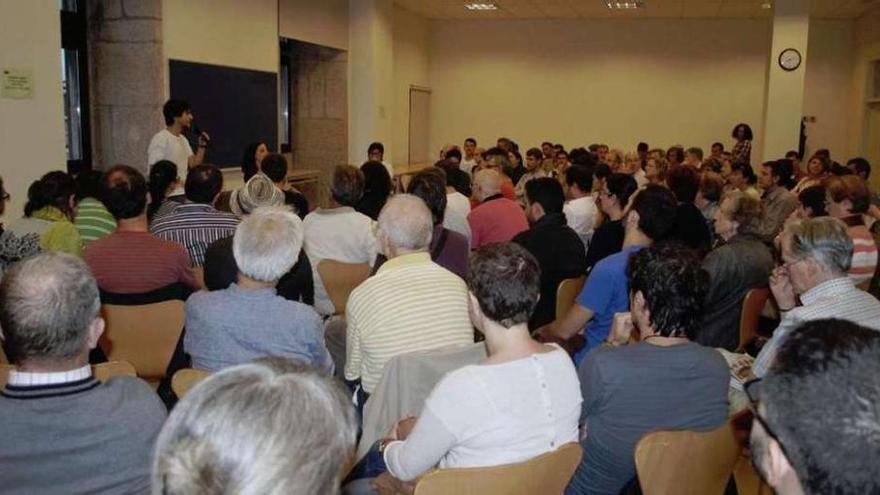 Asamblea abierta del Bloque celebrada el jueves en Santiago.