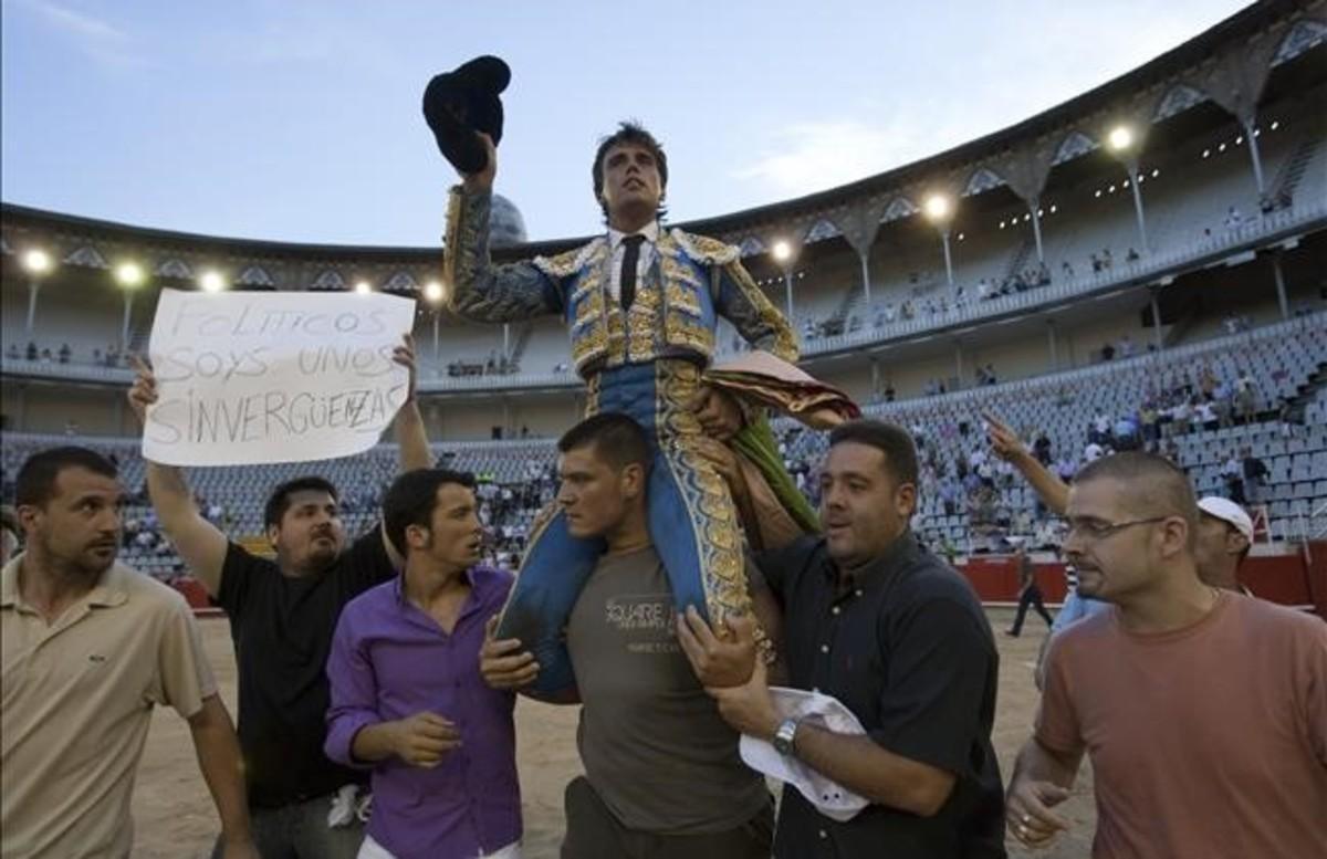 cmarquez13705381 barcelona 01 08 2010 primera corrida en la monumental tras l161005191531