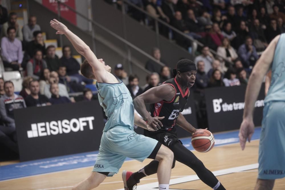 Derrota 83-76 del Liberbank Oviedo Baloncesto