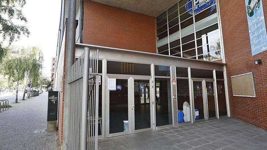 L&#039;escola el Pla de Girona, a l&#039;avinguda de Lluís Pericot