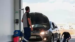 "Uno de cada tres coches que circulan por las carreteras de la Región podrían carecer de ITV"