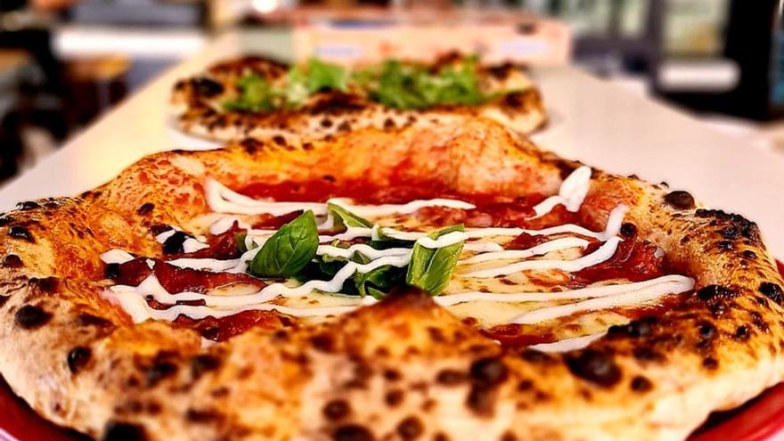 La mejor pizzería de Canarias: Una porción de Nápoles