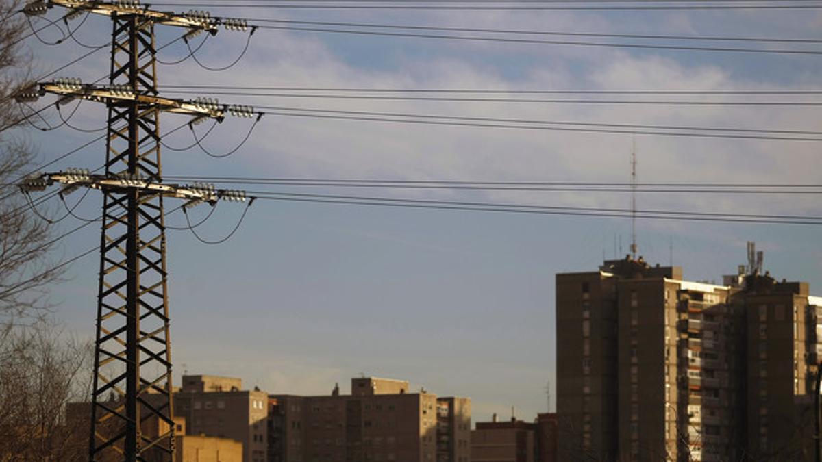 La luz subirá un 3,1% en octubre, tras cerrarse la subasta con alzas del 7,6%