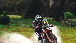 Tosha Schareina llega el primero a Badajoz y reduce distancias con Sanders