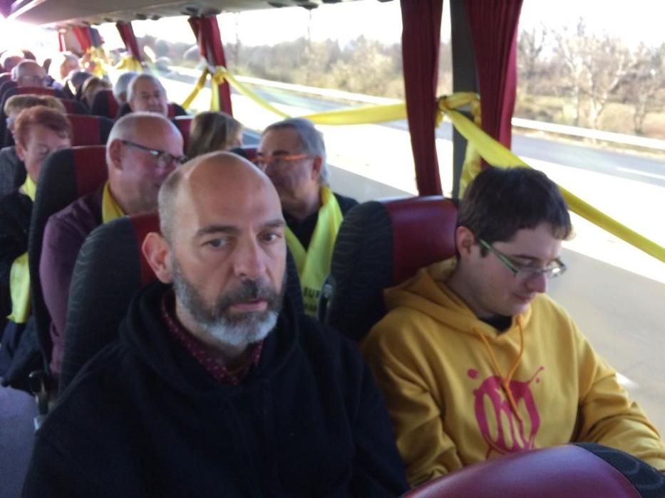 Interior d''un dels autocars amb gironins camí de Brussel·les