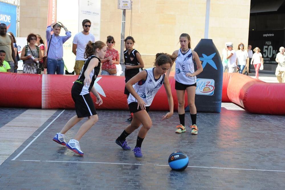 Baloncesto 3x3 en la Plaza Belluga