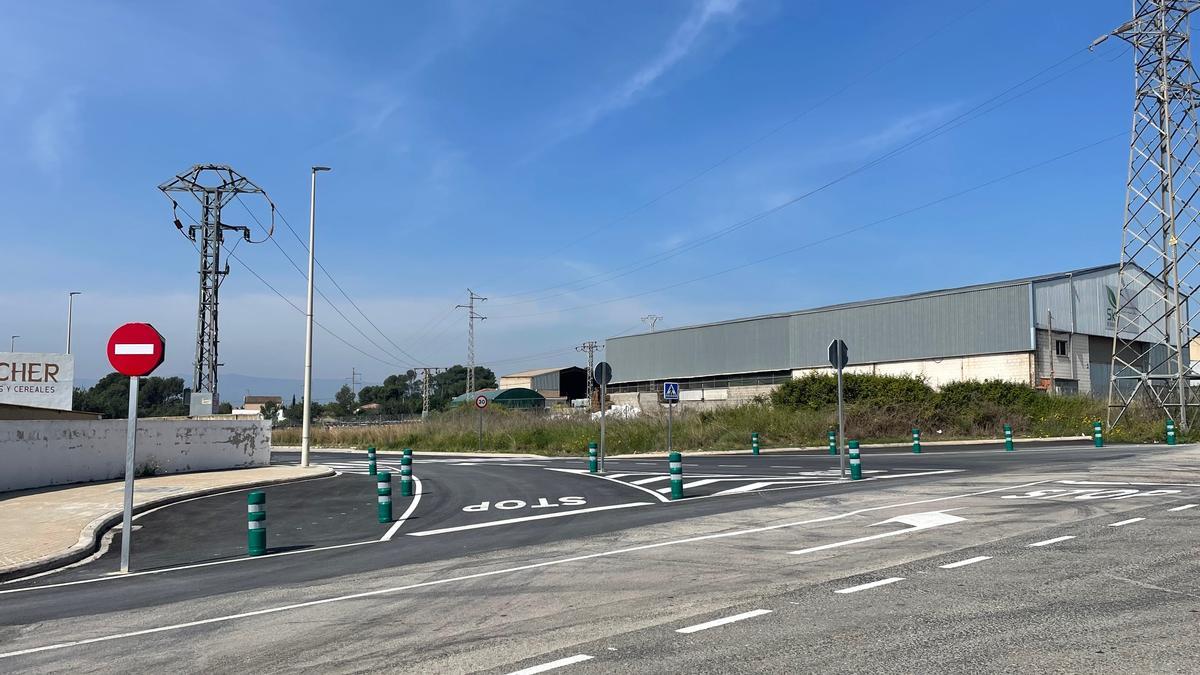 Mejoras en los accesos a urbanizaciones.