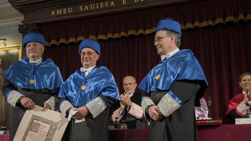 El biólogo Francisco Martínez Mojica, investido como doctor &#039;honoris causa&#039; por la UV