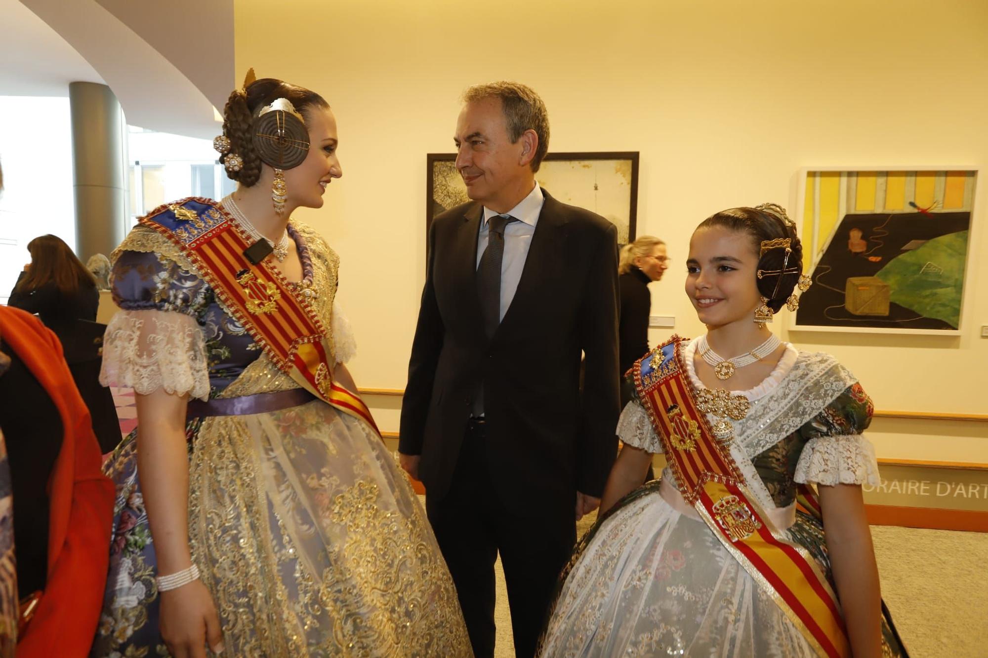 Pasillos del Parlamento Europeo: Encuentro con Borrell y Zapatero