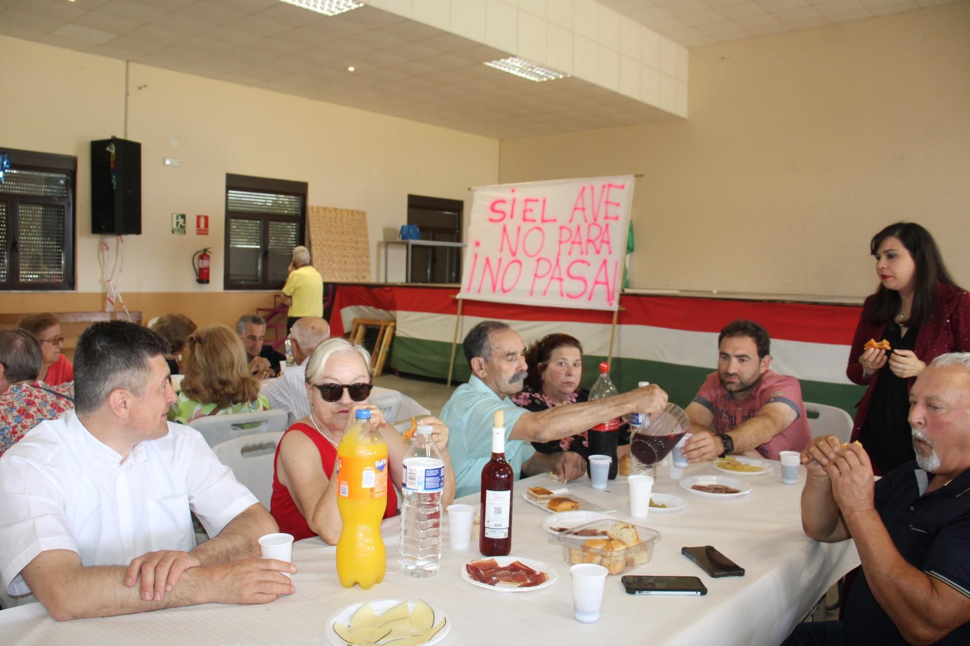 GALERÍA | Fiesta de San Antonio en Villardeciervos