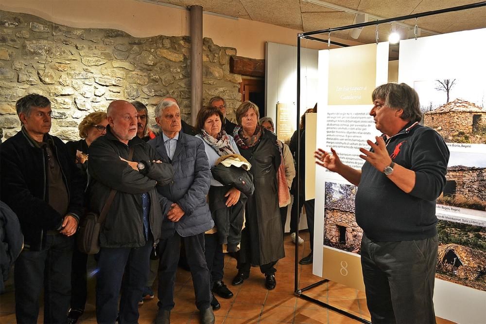 Exposició a Súria de construccions en pedra seca