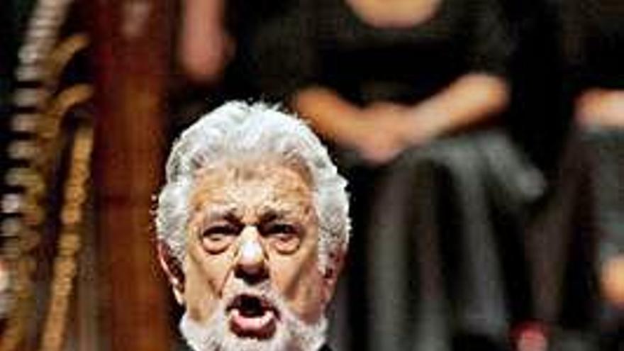 El tenor Plácido Domingo durante una actuación.