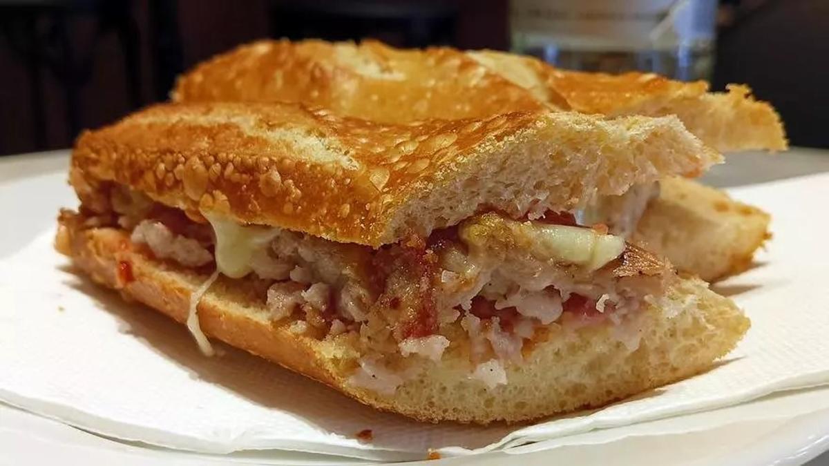 Entrepán de botifarra del Bar Bocata de Barcelona