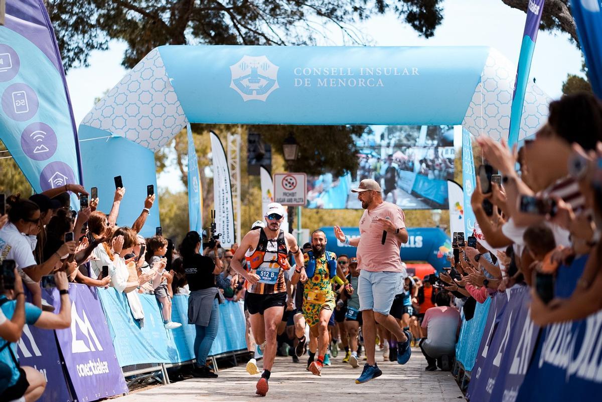 Salida del 185K Trail Menorca CdC 2026