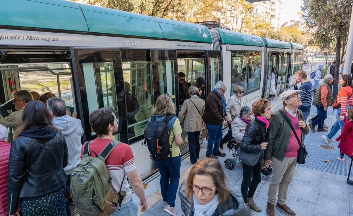Un calendari que salta pels aires Un calendari que salta pels aires