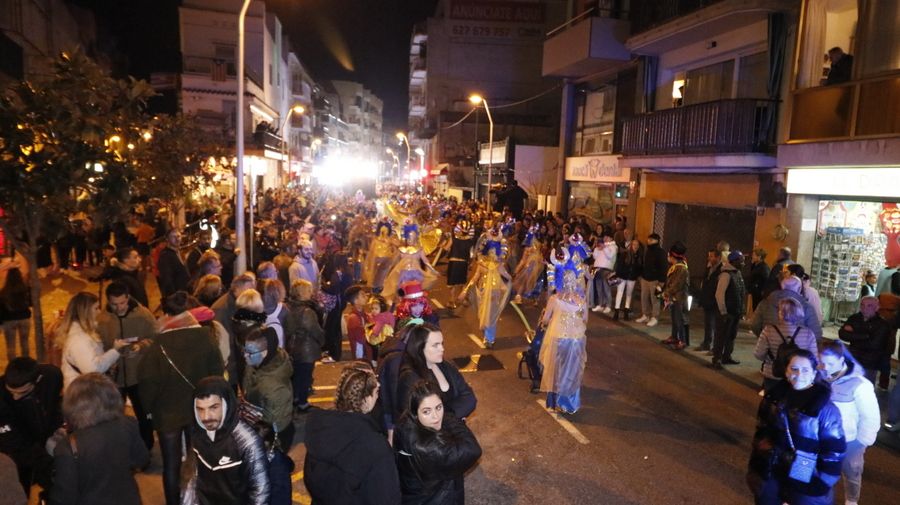 El Carnaval aplega milers d'espectadors a Blanes