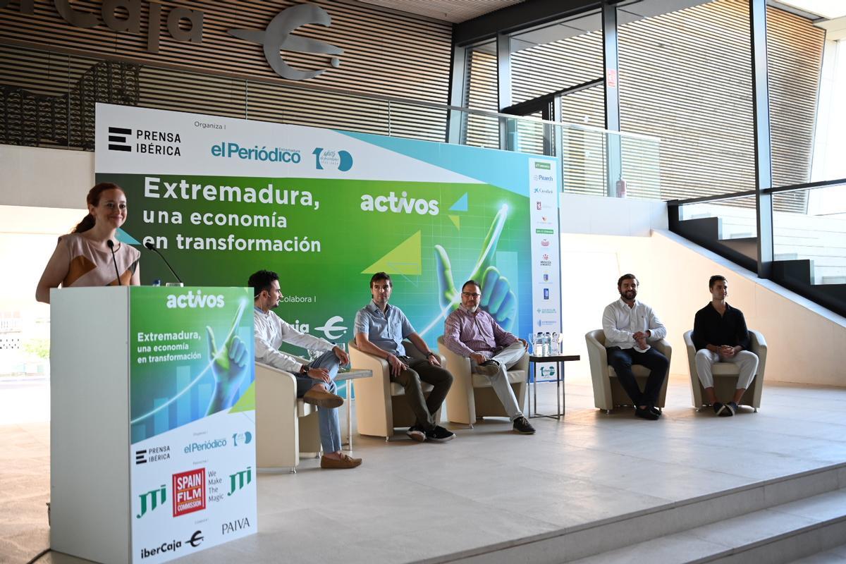 GALERÍA | El empresariado extremeño exhibe músculo en la presentación de ‘activos’