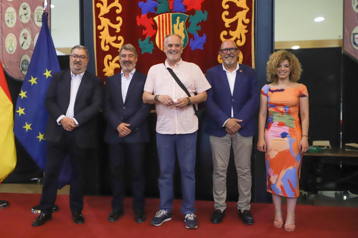 Recepción de cargos festeros Moros y Cristianos de Orihuela Recepción de cargos festeros Moros y Cristianos de Orihuela