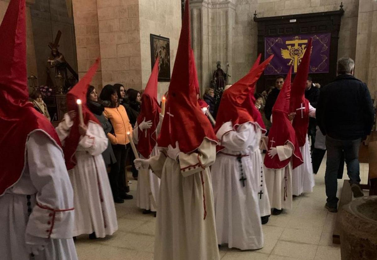 Procesión del Silencio en Fuentesaúco. | R. S.