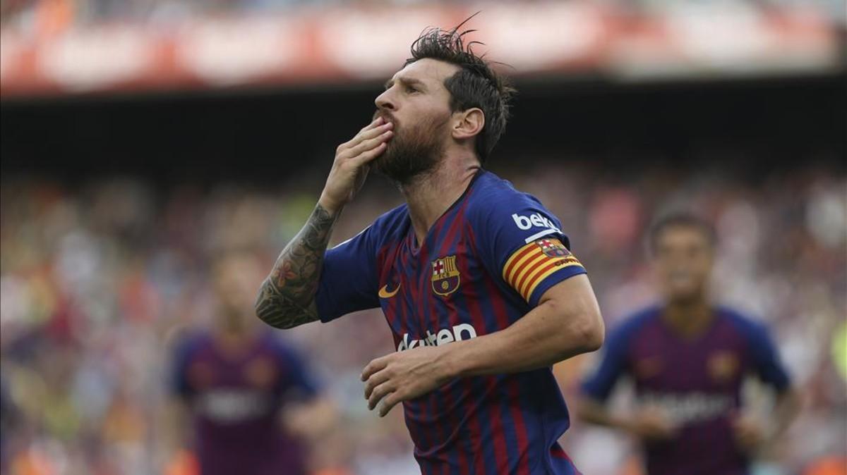 Leo Messi dio un nuevo recital ante el Huesca en el Camp Nou