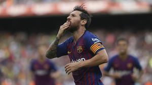 Leo Messi dio un nuevo recital ante el Huesca en el Camp Nou
